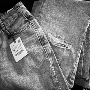 Zara High-Rise Straight Fit Jeans in Gray